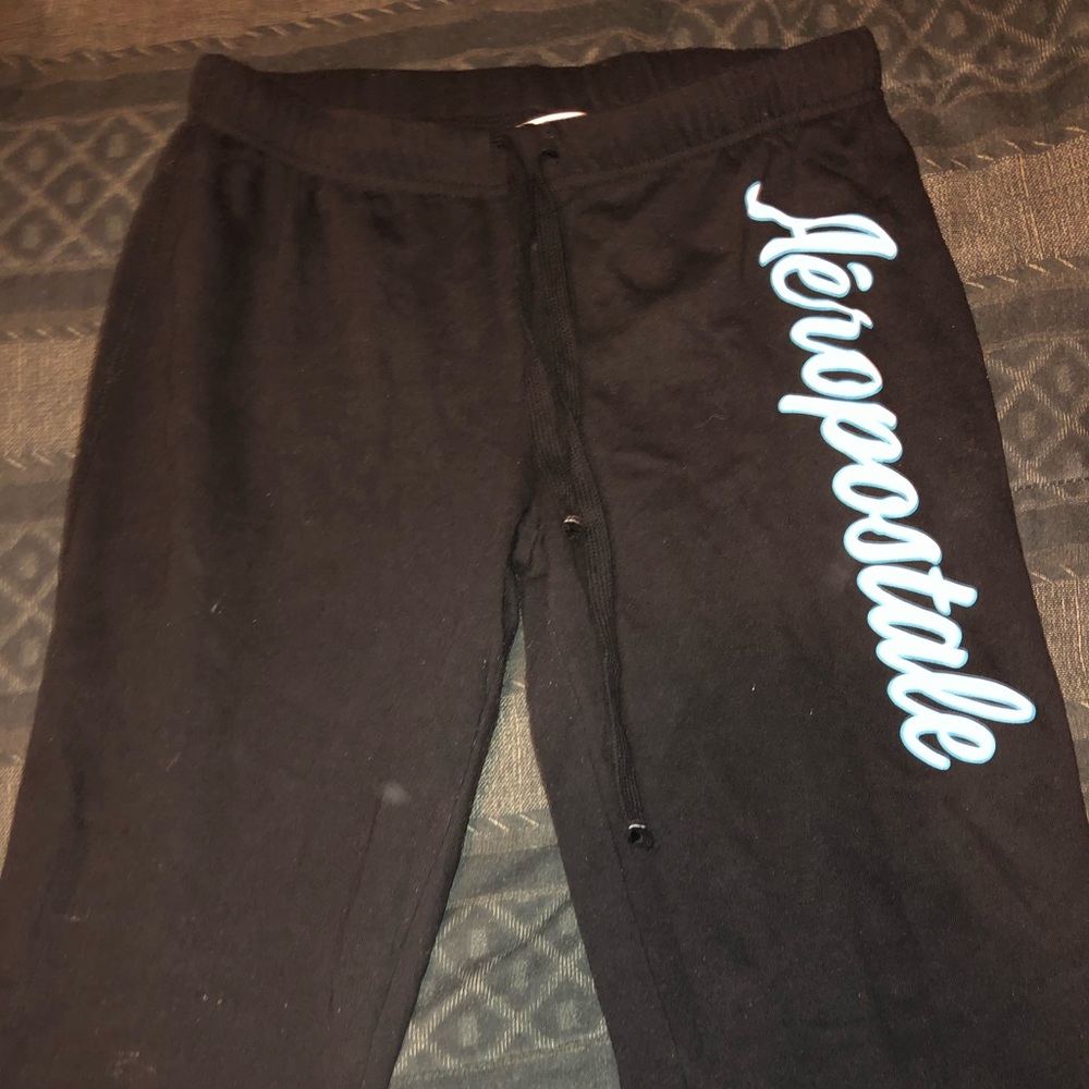 Aeropostale’s sweat suit